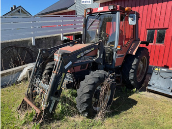 Трактор CASE IH