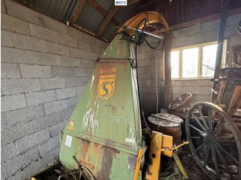 Машина за сено и фураж