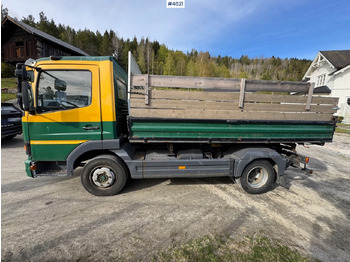 Бордови камион 2001 Mercedes-Benz Atego: снимка 2