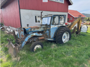 Трактор FORD