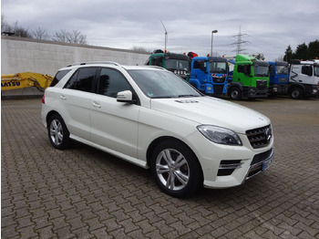 Джип MERCEDES-BENZ