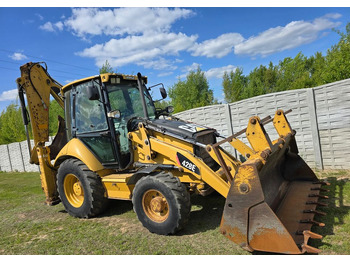 Багер-товарач CATERPILLAR