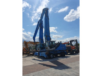 Багер за манипулиране на материали TEREX