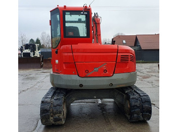 Мини багер Volvo ECR 88: снимка 4