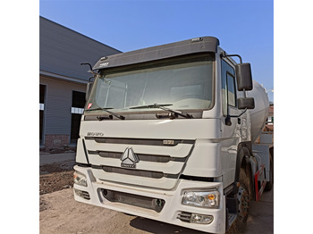 Бетоновоз SINOTRUK HOWO