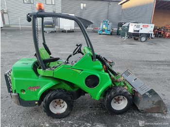 Компактен товарач AVANT