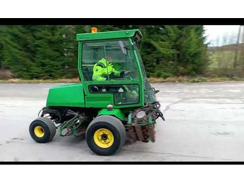Косачка за трева John Deere 3235 kelaleikkuri, 4 WD ja hytti, Hollola: снимка 2 Косачка за трева John Deere 3235 kelaleikkuri, 4 WD ja hytti, Hollola: снимка 2