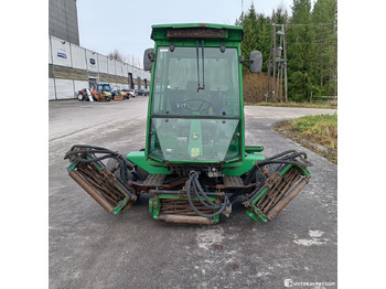 Косачка за трева John Deere 3235 kelaleikkuri, 4 WD ja hytti, Hollola: снимка 4 Косачка за трева John Deere 3235 kelaleikkuri, 4 WD ja hytti, Hollola: снимка 4