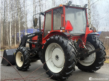 Трактор Valmet 604, 4x4 with front loader, 1985 — Well equipped!!, Jyväskylä: снимка 4 Трактор Valmet 604, 4x4 with front loader, 1985 — Well equipped!!, Jyväskylä: снимка 4