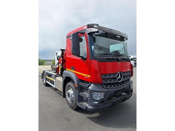 Мултилифт с кука камион MERCEDES-BENZ Arocs