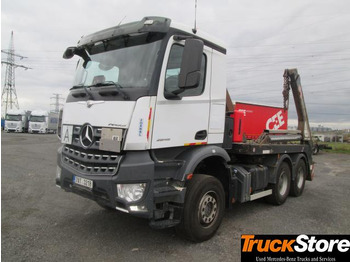 Мултилифт за контейнери камион MERCEDES-BENZ Arocs 2645