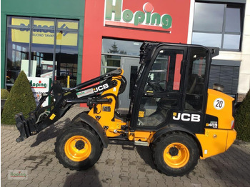 Компактен товарач JCB