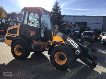 Колесен товарач JCB 409: снимка 4