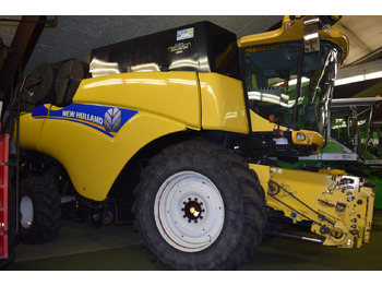 Зърнокомбайн NEW HOLLAND CR9090