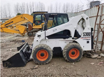 Мини челен товарач Bobcat S300: снимка 5