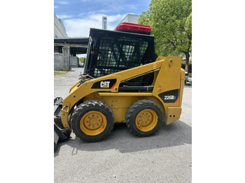 Мини челен товарач CATERPILLAR 226B-3: снимка 2