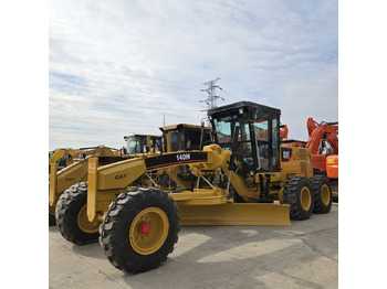 Грейдер CATERPILLAR 140H