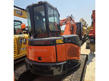 Мини багер Hitachi ZX50U: снимка 3