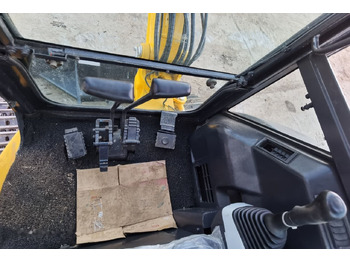 Мини багер Komatsu PC35: снимка 5