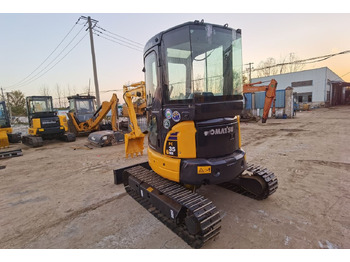 Мини багер Komatsu PC35: снимка 2