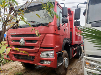 Самосвал камион SINOTRUK HOWO
