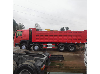 Самосвал камион SINOTRUK HOWO