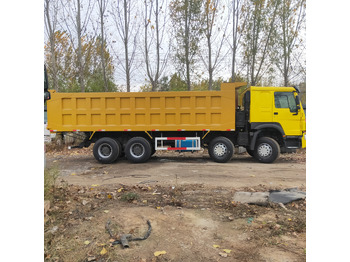 Самосвал камион SINOTRUK HOWO: снимка 4
