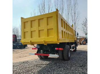 Самосвал камион SINOTRUK HOWO