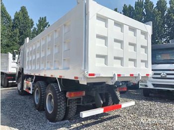 Самосвал камион SINOTRUK HOWO