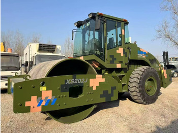 Пътен валяк XCMG