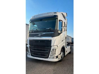 Влекач Volvo FH 460 Euro 6 Globetrotter 2018: снимка 2
