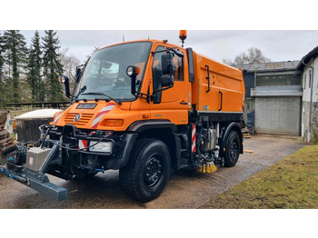 Мотометачна машина UNIMOG U400
