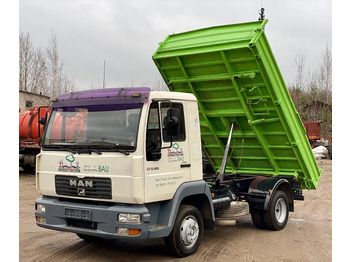 Самосвал камион MAN