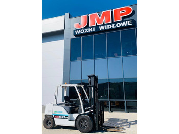 Дизелов мотокар UniCarriers D1F4A35 GX35: снимка 4