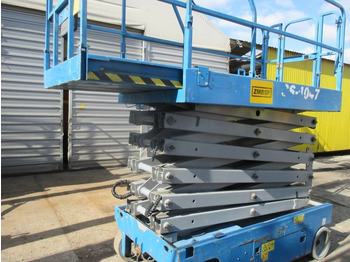 Ножична работна платформа Genie GS 4047: снимка 2