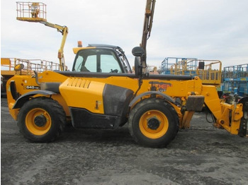 Телескопичен товарач JCB 540-140: снимка 2