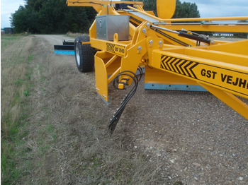 Нови Грейдер GST 2550 Gravel road tractor Grader: снимка 2