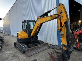 Мини багер Bobcat E50: снимка 5