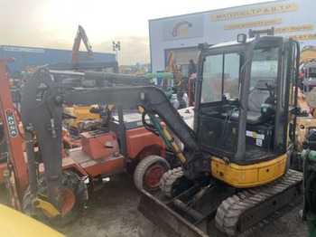 Мини багер KOMATSU PC26MR-3