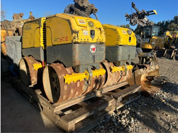 Мини валяк Wacker Neuson RT82-SC2: снимка 2