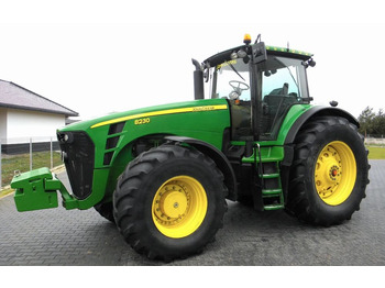 Трактор John Deere 8230 2009 Rok POWERSHIFT, Nie Malowany, Stan Bardzo Dobry: снимка 2