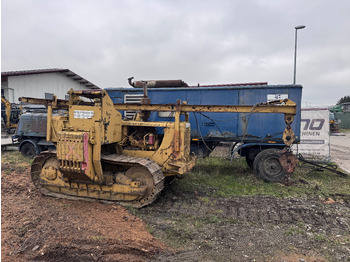 Тръбополагач CATERPILLAR D4