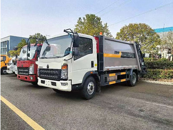 Боклукчийска кола SINOTRUK