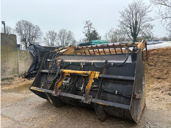 Миксер-вагон