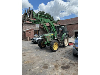Трактор JOHN DEERE 6230