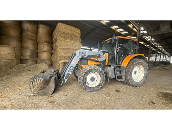 Трактор RENAULT Ares