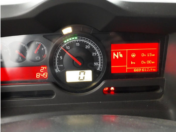 Камион цистерна За превоз на гориво Renault Premium 440 DXI: снимка 4