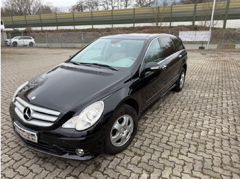 Джип MERCEDES-BENZ