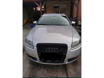 Лек автомобил AUDI