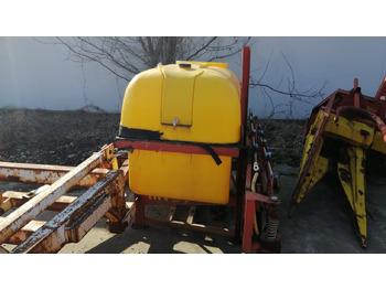 Навесна пръскачка Herbicide Worn /Sprayer 800 l 12m: снимка 2